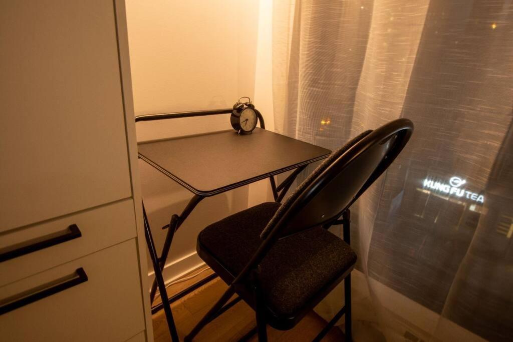 Bel Appartement Au Centre-Ville 몬트리올 외부 사진