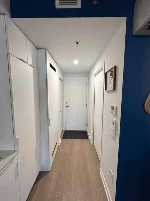 Bel Appartement Au Centre-Ville 몬트리올 외부 사진