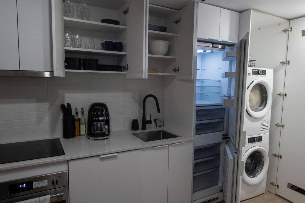 Bel Appartement Au Centre-Ville 몬트리올 외부 사진