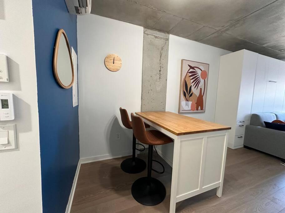 Bel Appartement Au Centre-Ville 몬트리올 외부 사진
