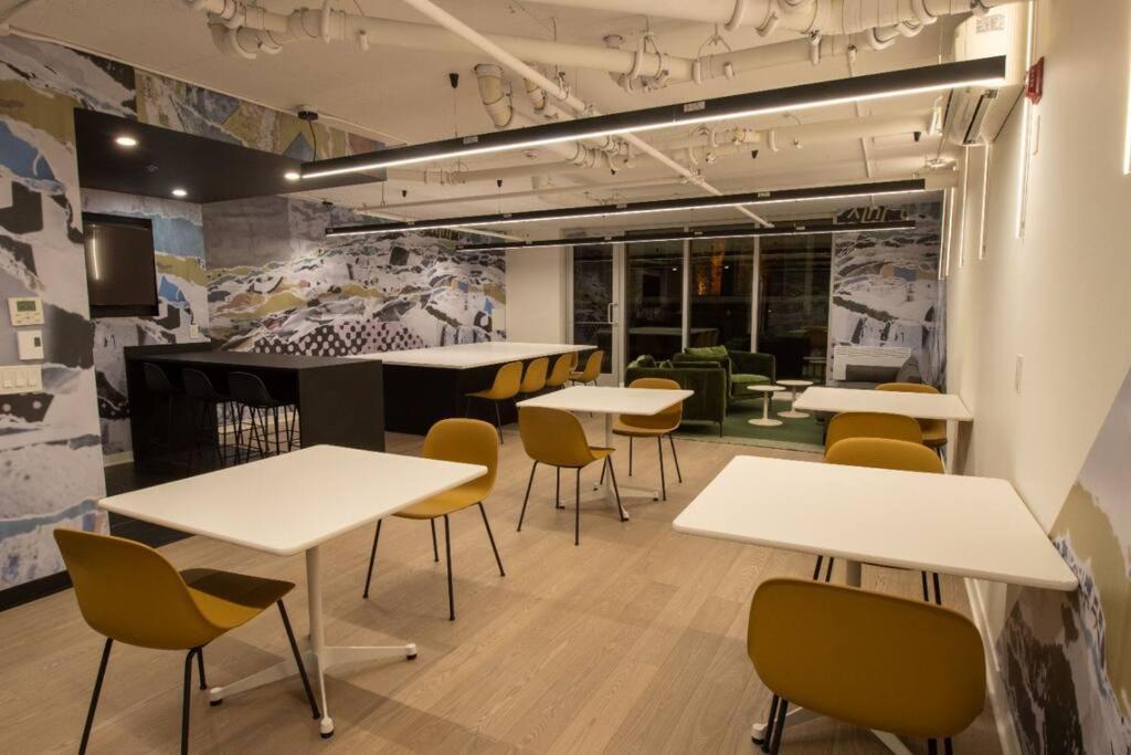 Bel Appartement Au Centre-Ville 몬트리올 외부 사진